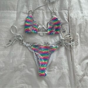 BRAND NEW BEACH BUNNY BATHING SUIT SET!